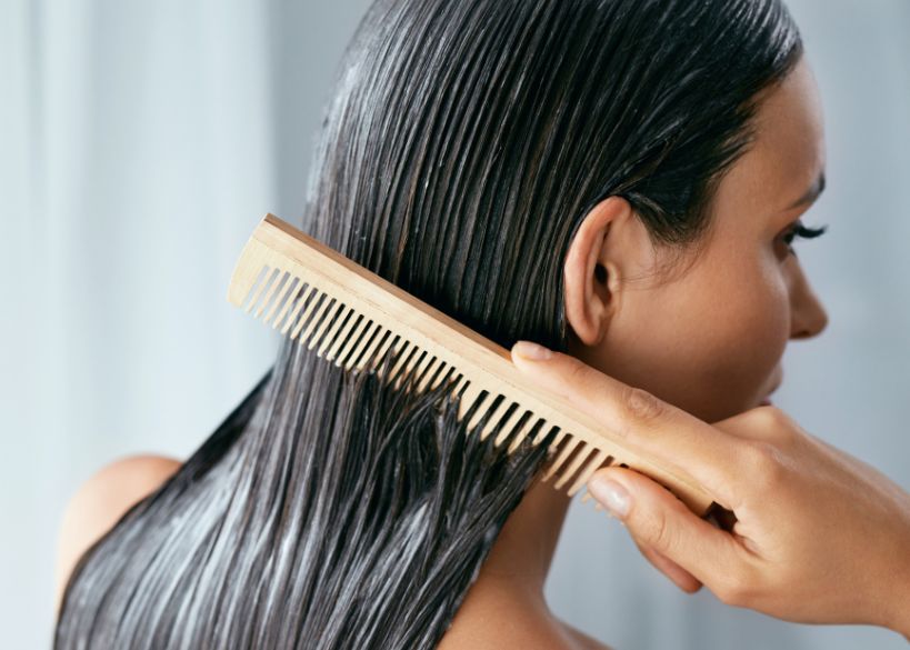 How to Keep Hair Shiny in Summer: A Clinical Guide to Healthy, Reflective Strands